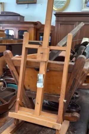 意大利老式油畫架